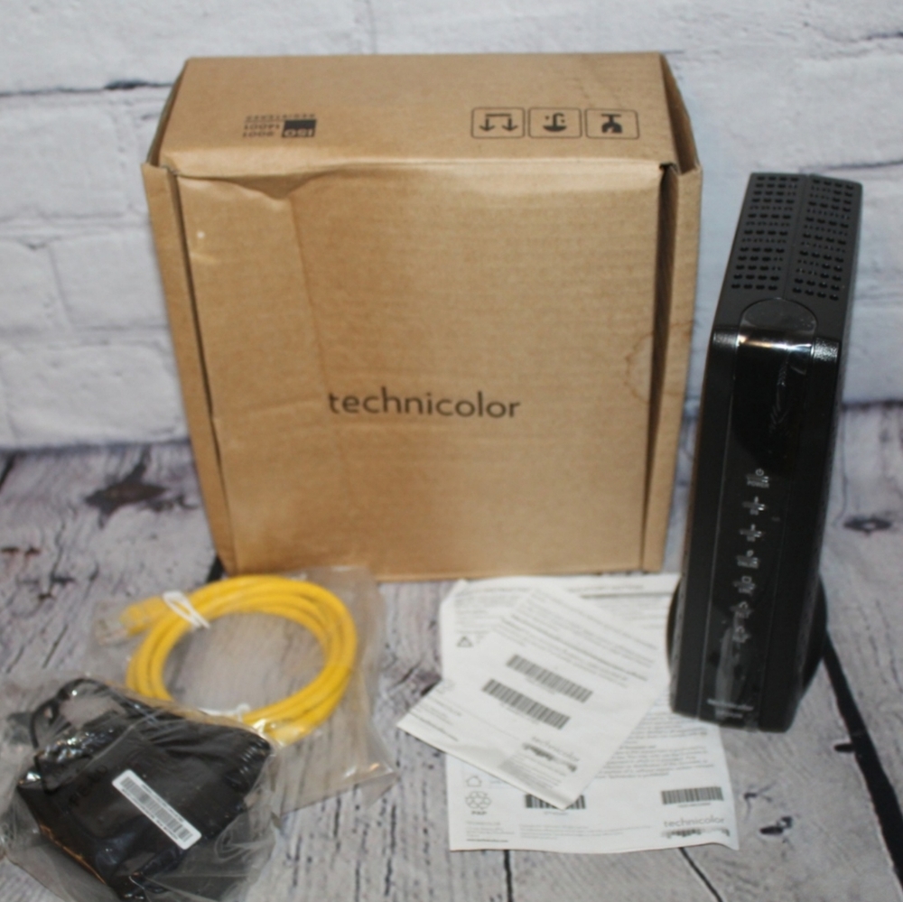 Technicolor DPC3216 Cabel Wifi Modem Wireless Router